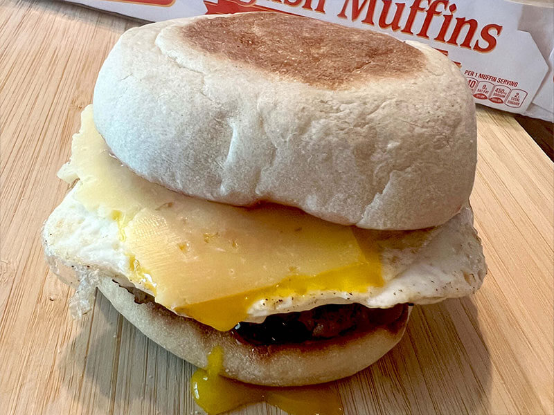 BAYS WITH OVER EASY EGG AND CHEESE