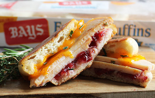 GRILLED SANDWICH WITH MEAT CHEESE AND FRUIT
