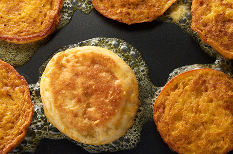 GOLDEN YELLOW BAYS TOASTING ON A SKILLET