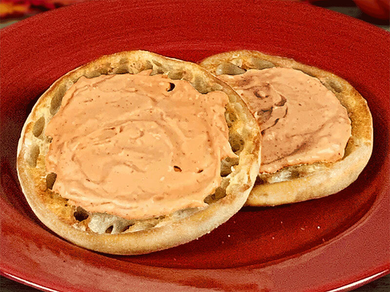 BAYS WITH AN SWEET ORANGE COLORED PASTE ON IT