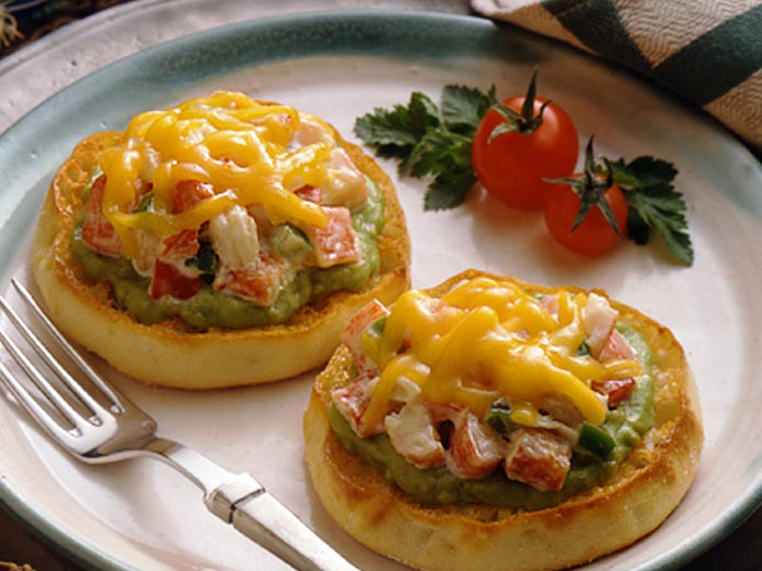 CHEESE AND SHELLFISH ON BAYS ENGLISH MUFFINS