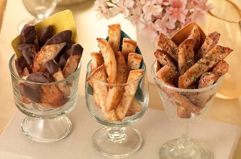 3 serving glasses filled with strips of toasted Bays English Muffins and toppings